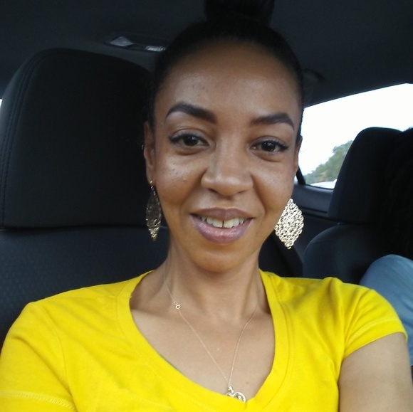 Meet the Posher Other - Meet your Posher, Nichole
